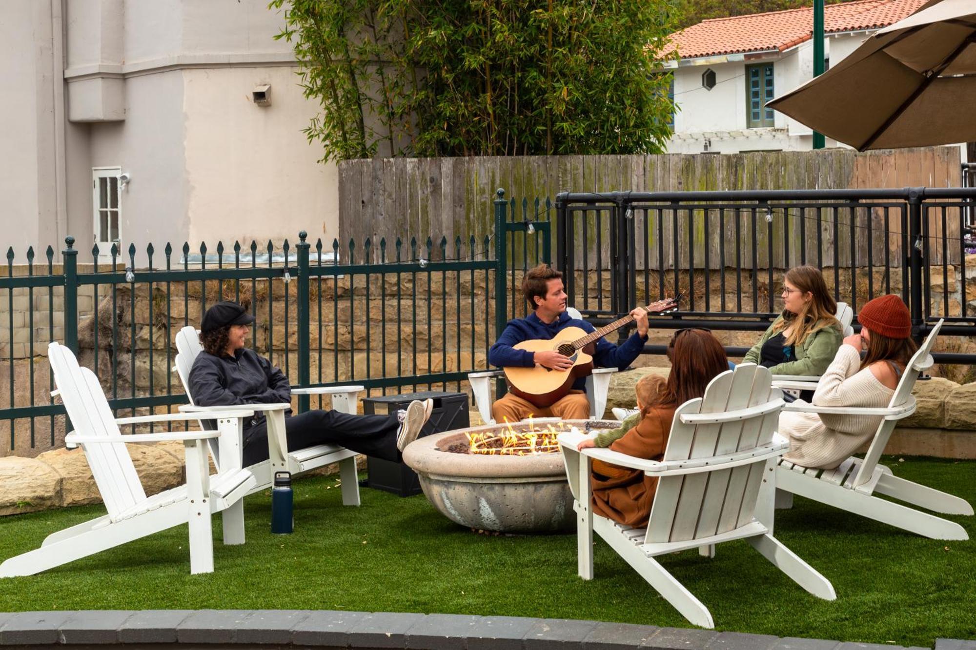 Ith Santa Barbara Beach Hostel Экстерьер фото